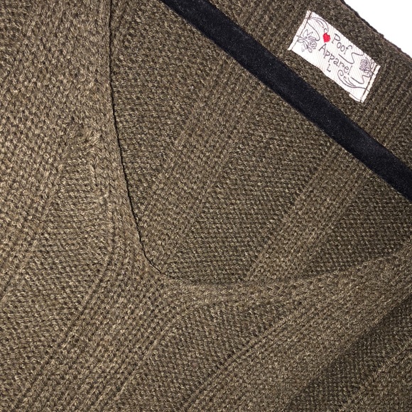 Knitted green sweater - Picture 5 of 5